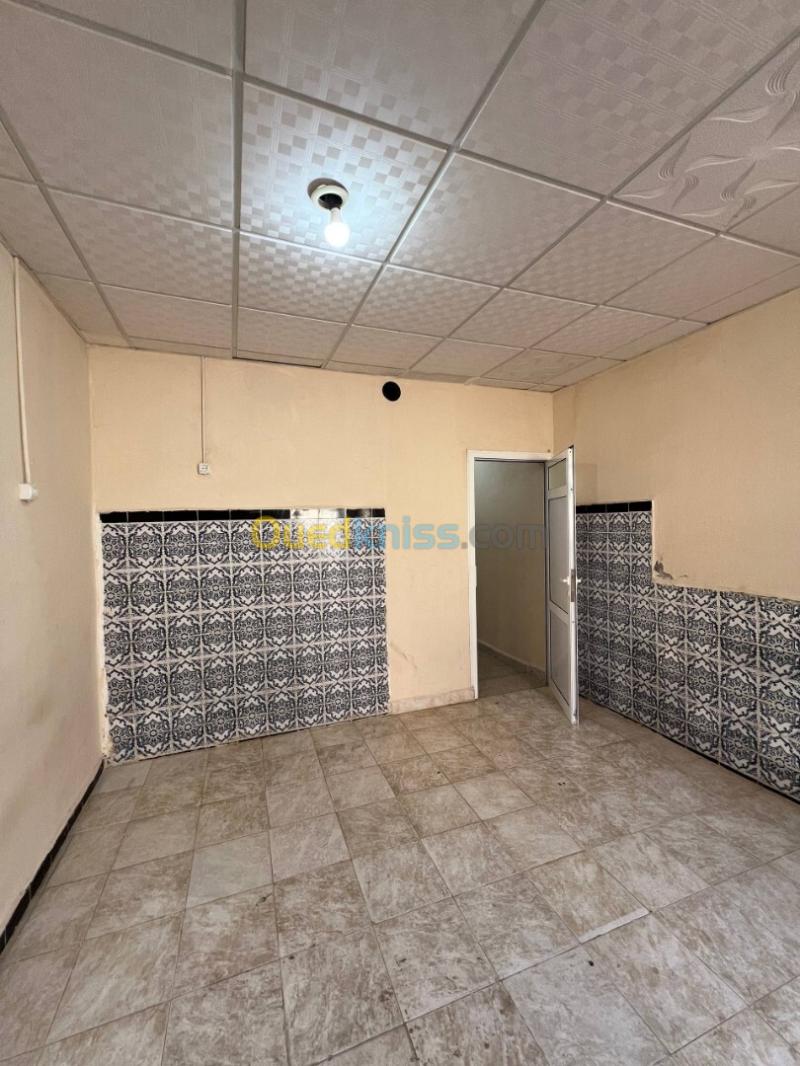 Location Appartement Niveau de villa F2 Oran Oran 2