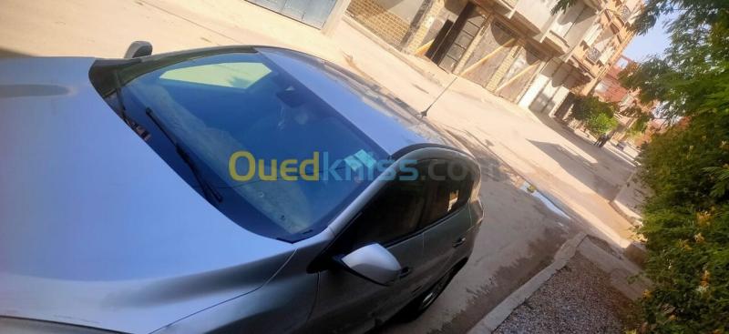 Renault Megane 3 2012 Megane 3 6
