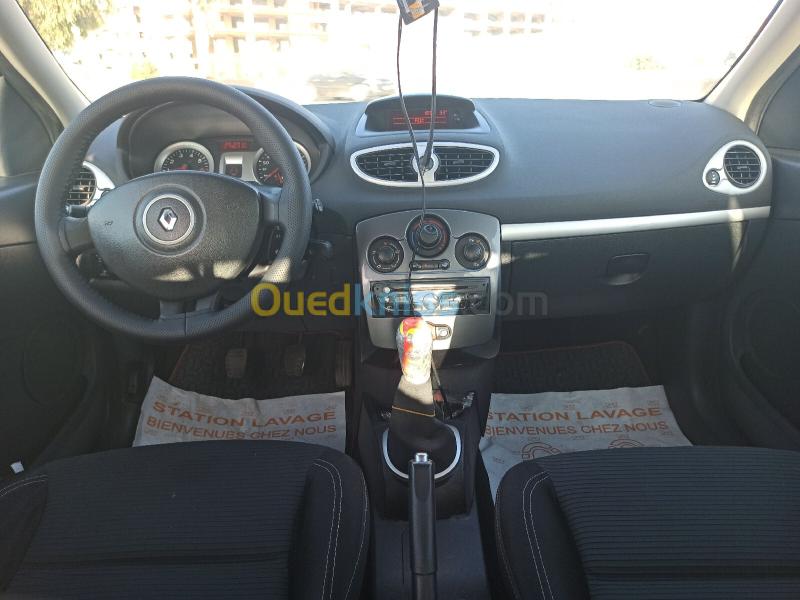 Renault Clio 3 2013 Exception 17