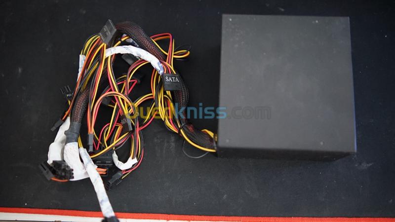 ALIMENTATION COOLER MASTER 550 WATT 4