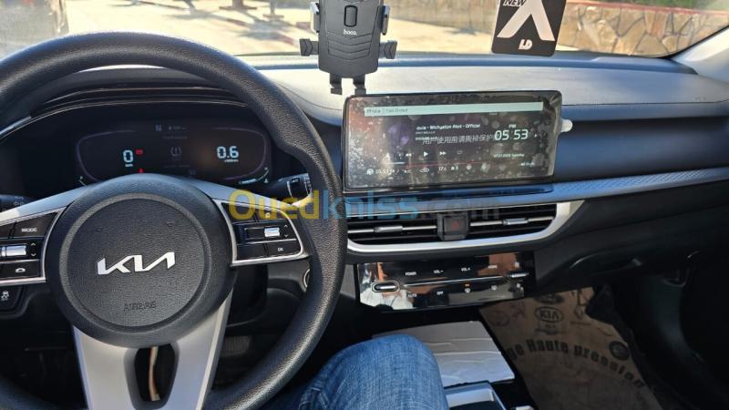 Kia K3 2025  11