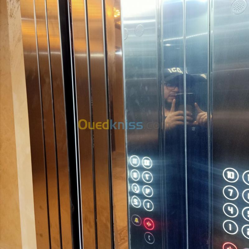  Ascenseur 
