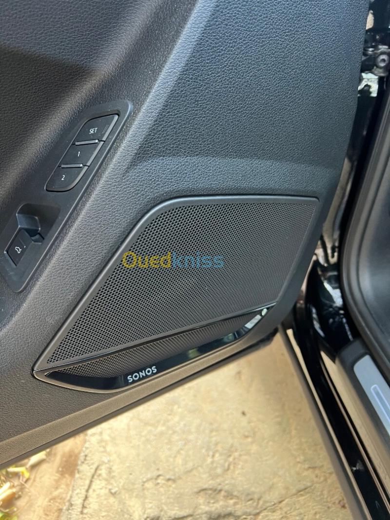 Audi Q3 2024 S line 8