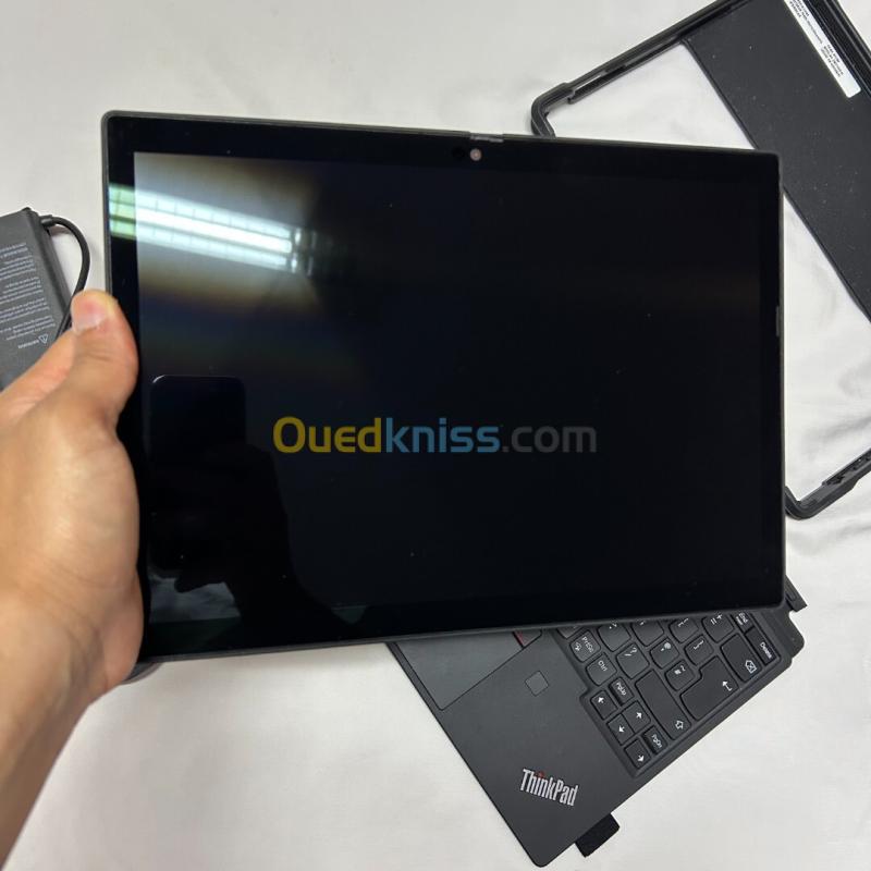 LENOVO THINKPAD X12 DETACHABLE Gen1 Processeur Intel Core i5-1140G7 8 Mo de cache, jusqu'à 4,20 GHz, avec IPU RAM 8GB DISQUE 256GB SSD 12" Graphiques Intel Iris Xe 4
