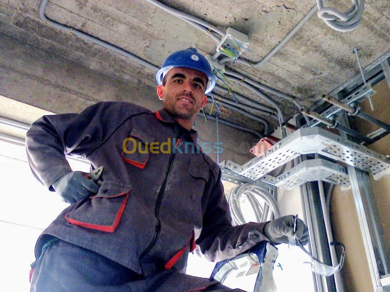 Électricien Bâtiments et industriel 3