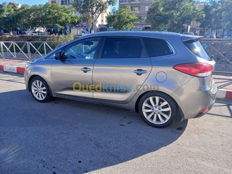 Kia Carens 2016 Luxe 10