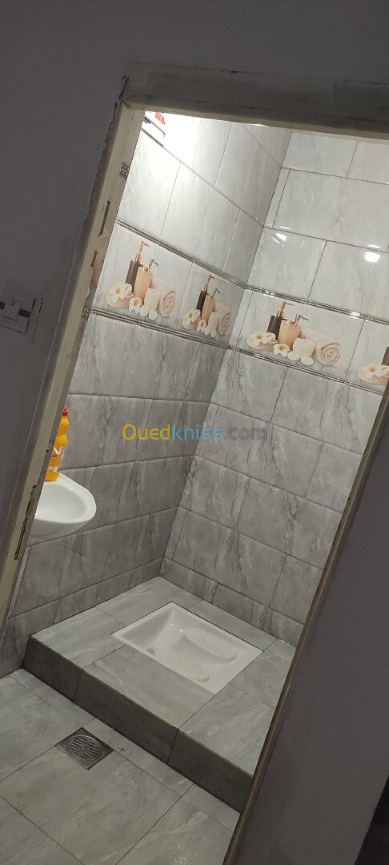 Location Local Blida Soumaa 4