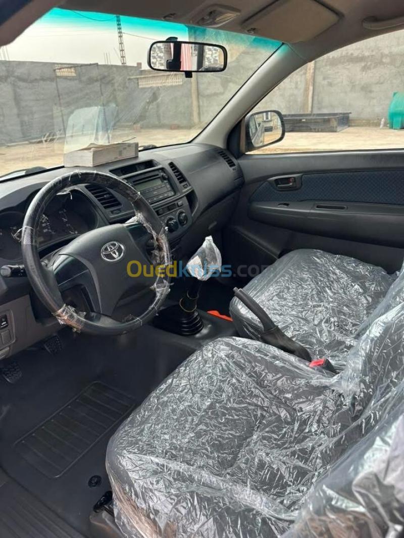 Toyota Hilux 2016 Hilux 3