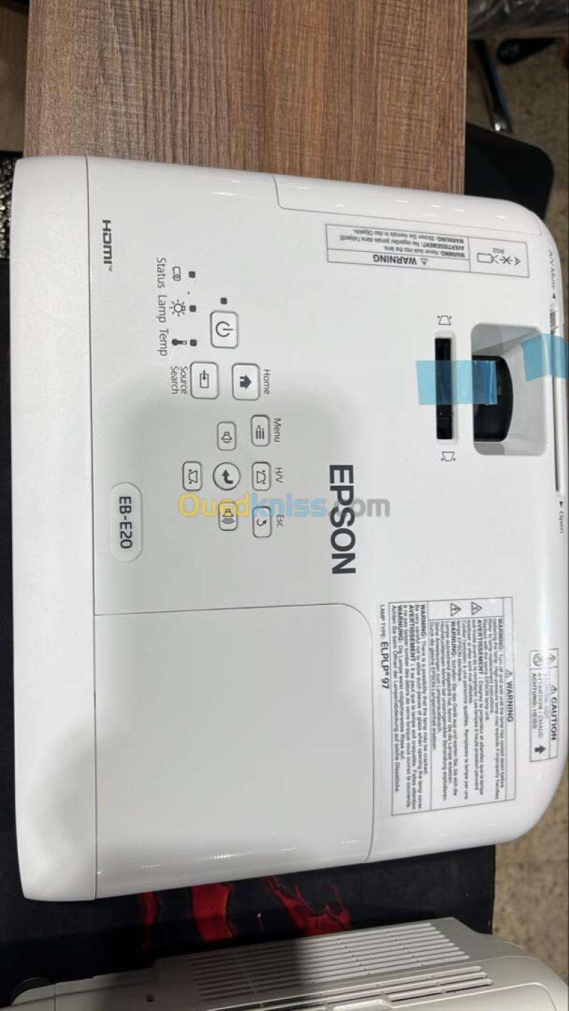 Data Show Epson EB E20 Nauf 2