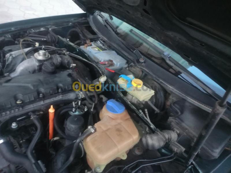 Volkswagen Passat 2002 Passat 4