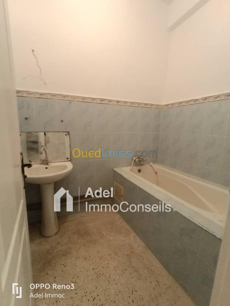 Location Appartement Niveau de villa Studio Annaba Annaba 3