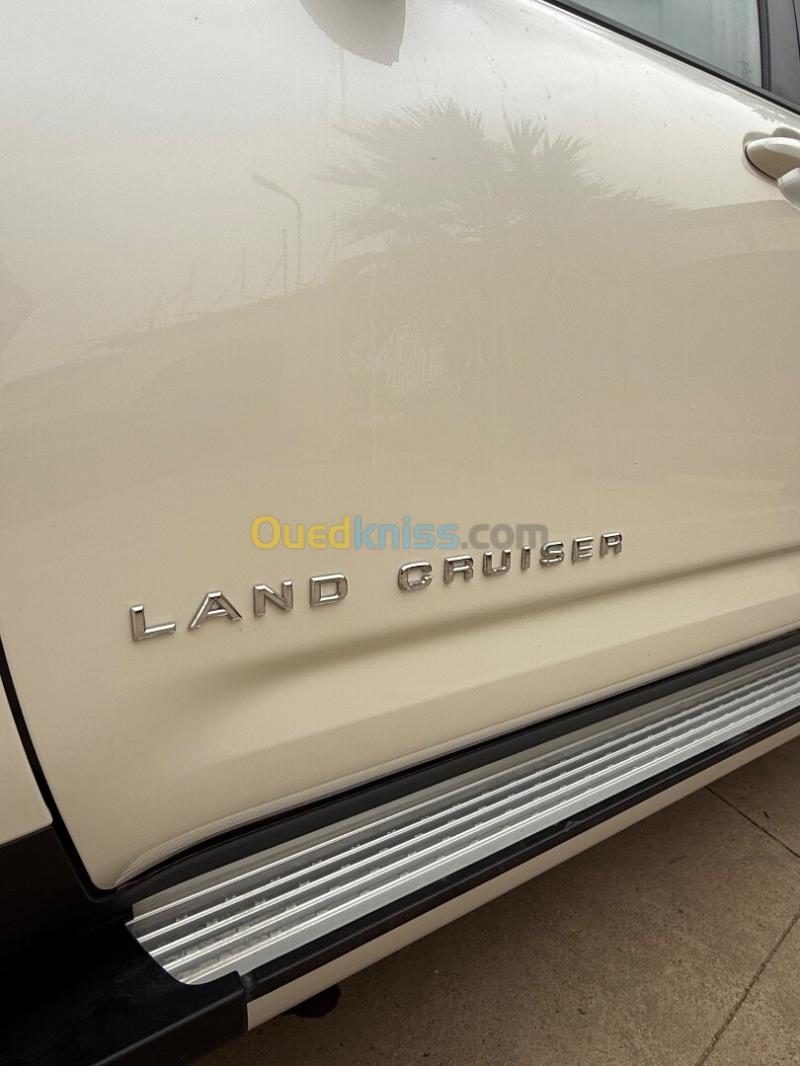 Toyota Land Cruiser  2025 gx v6 4L 6