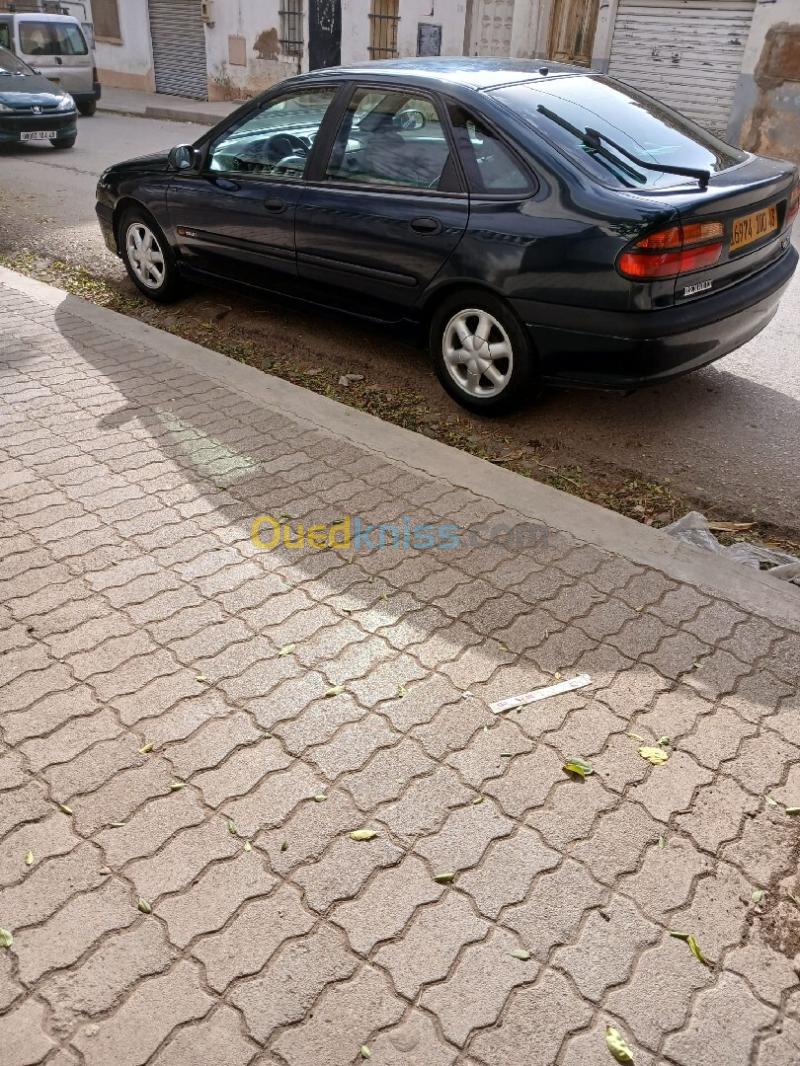 Renault Laguna 1 2000 Laguna 1 4