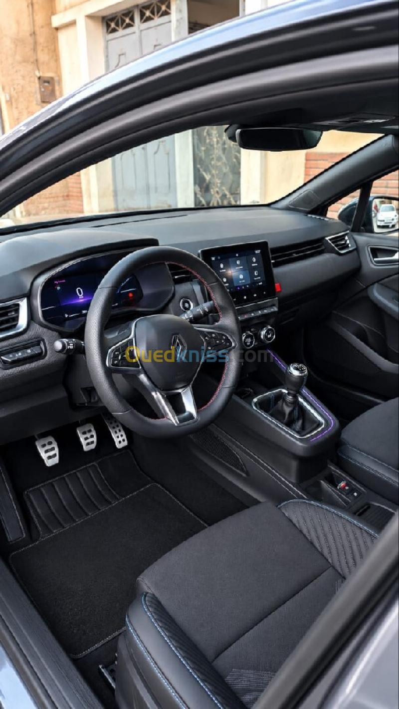Renault Clio 5  2026 Esprit Alpine 6