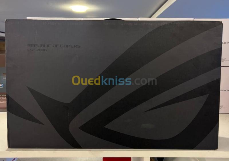 ASUS ROG ZEPHYRUS G16 OLED - INTEL CORE ULTRA 9 285H - 64GO DDR5 - 2TO SSD - 16" OLED 2.5K 240Hz - RTX 5080 16GO - rétroéclairé - ECLIPSE GREY 2