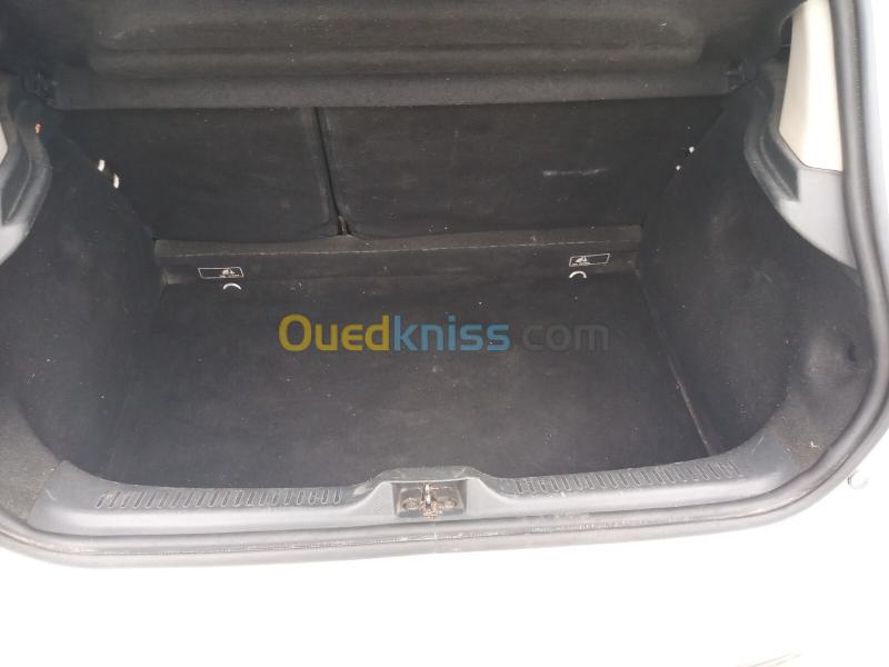 Renault Clio 4 2013 Dynamique 12