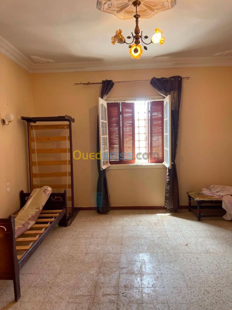 Vente Appartement Niveau de villa F4 Mascara Mascara 10