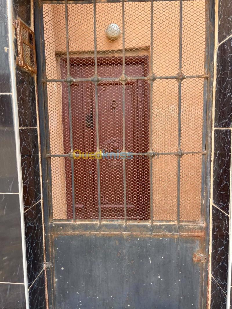 Vente Appartement Niveau de villa F4 Mascara Mascara 3