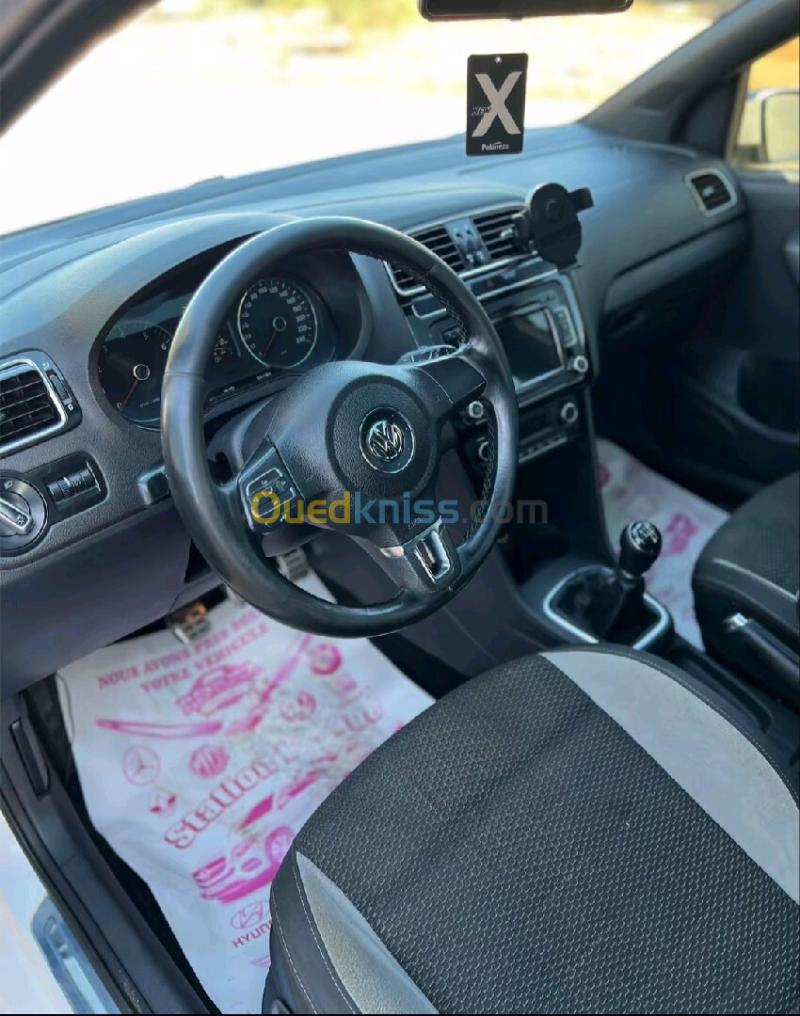 Volkswagen Polo 2014 R-line 2