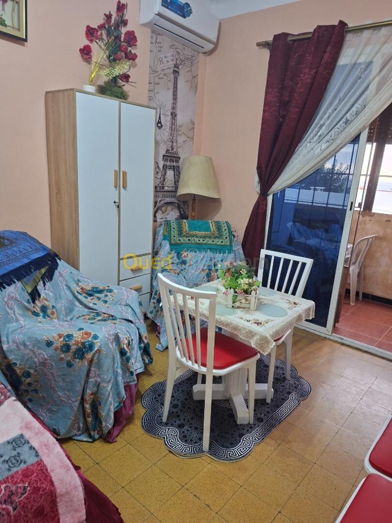 Location Appartement Niveau de villa Studio Alger Ain benian 34