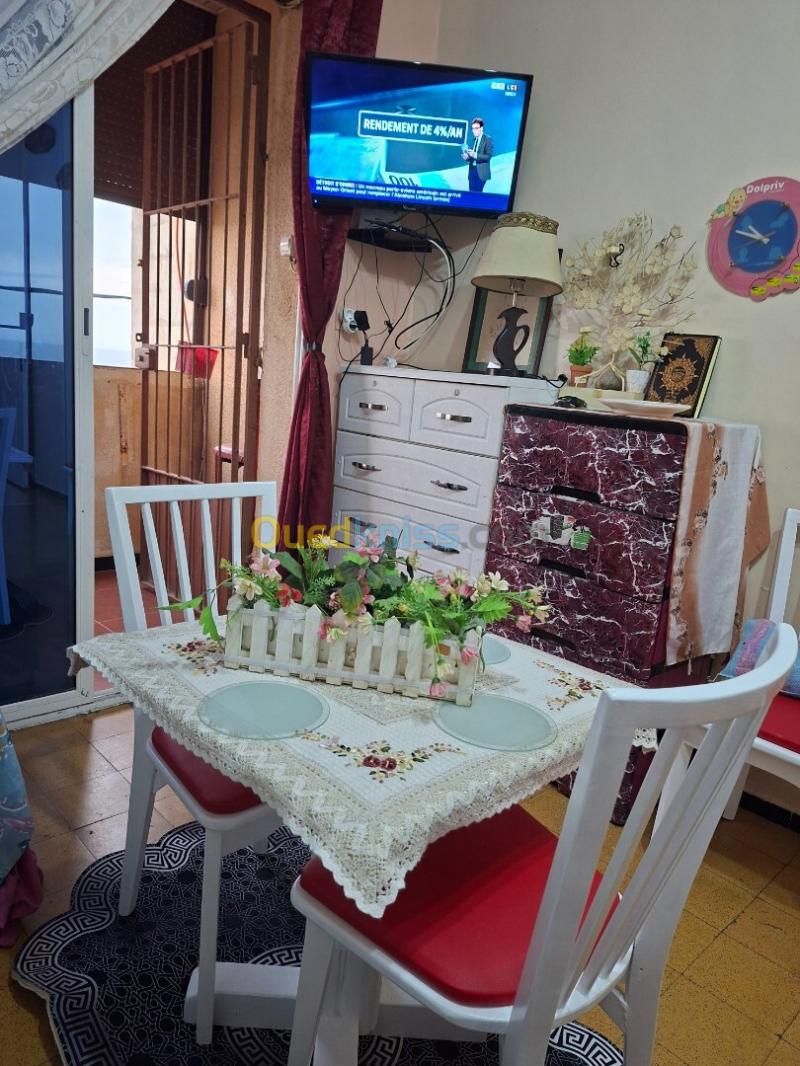Location vacances Appartement Studio Alger Ain benian 30