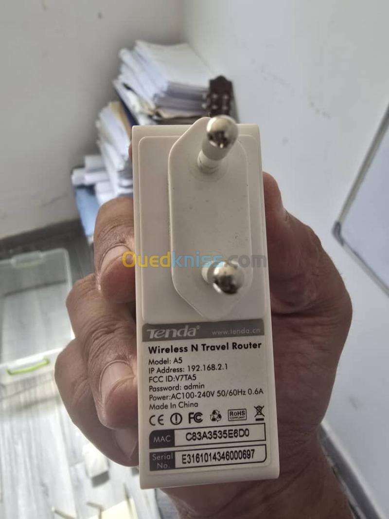 Lot Lot Modem ADSL , VDSL , Point d'accès , Répéteurs sans fils et téléphone fixe 8