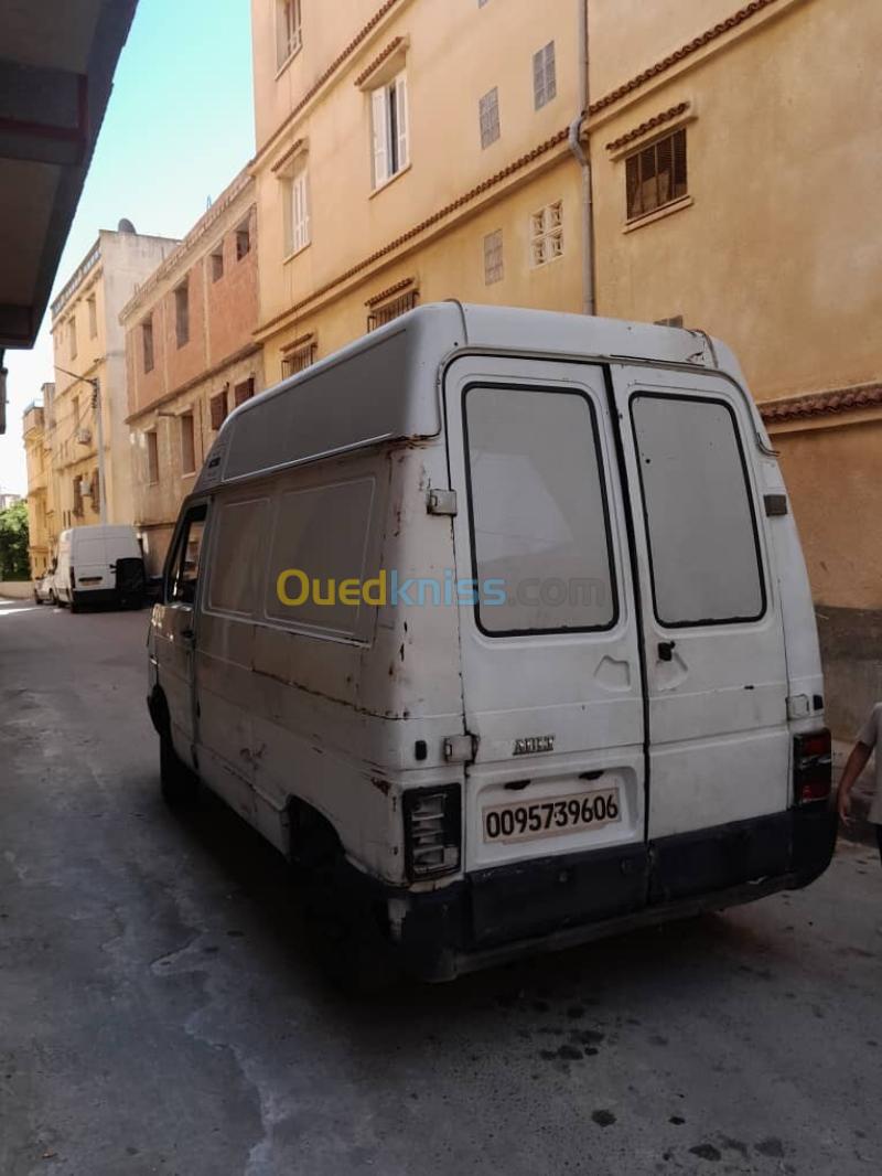 Renault Ttafic 1996 4