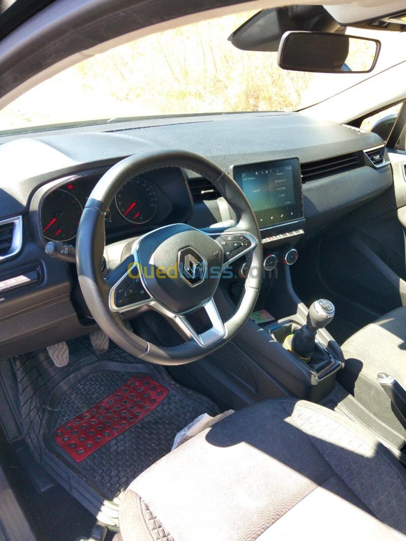 Renault Clio 5  2023 