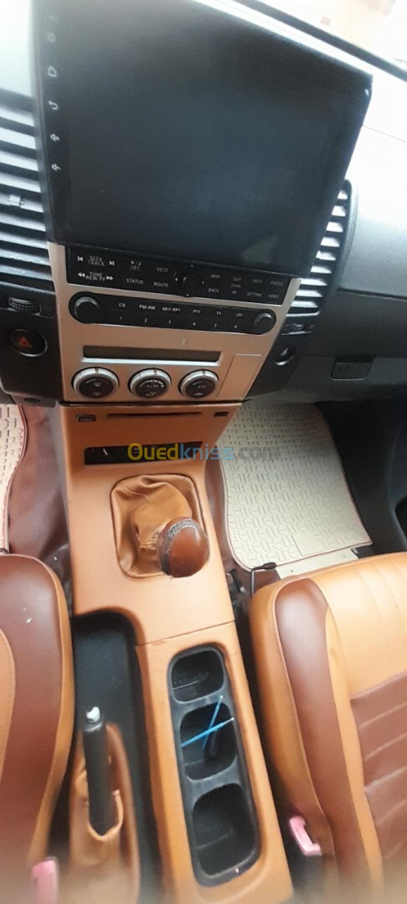 Nissan Pathfinder 2010 Pathfinder 15