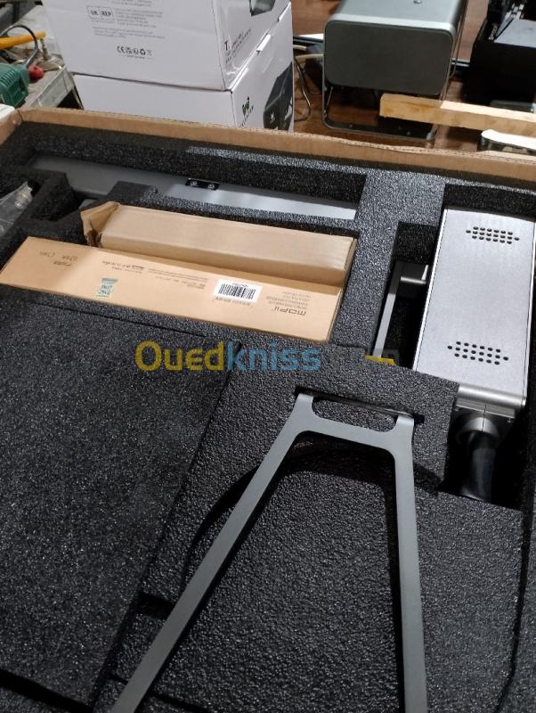  Machine de marquage et gravure fiber laser 