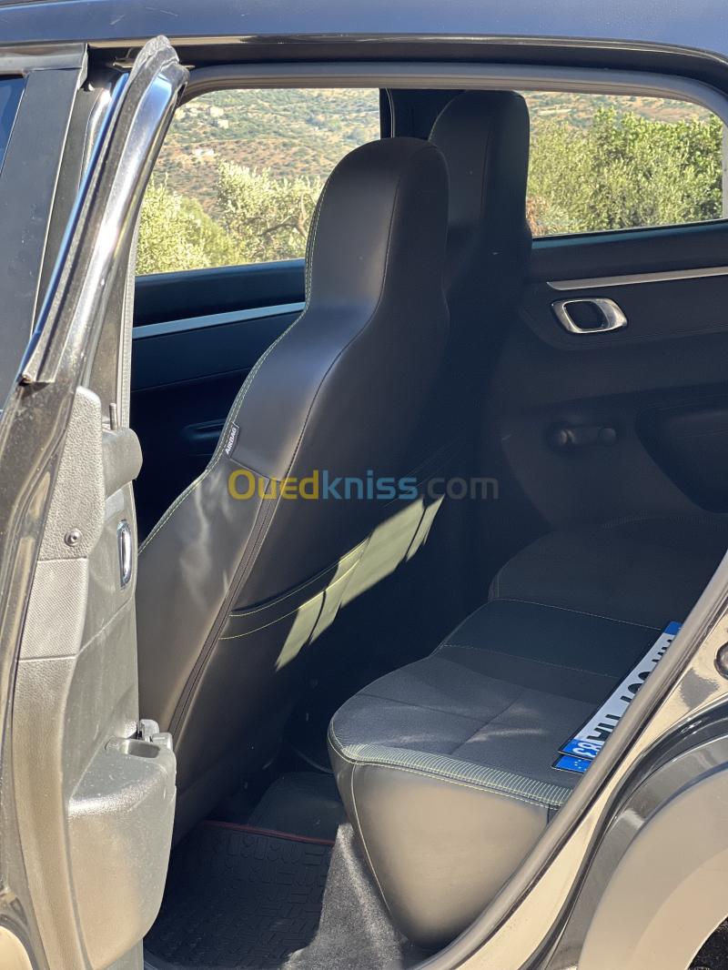 Renault Kwid 2024 Outsider 5