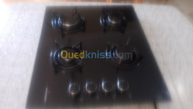 Plaque de cuisson  4 Feux  60 CM