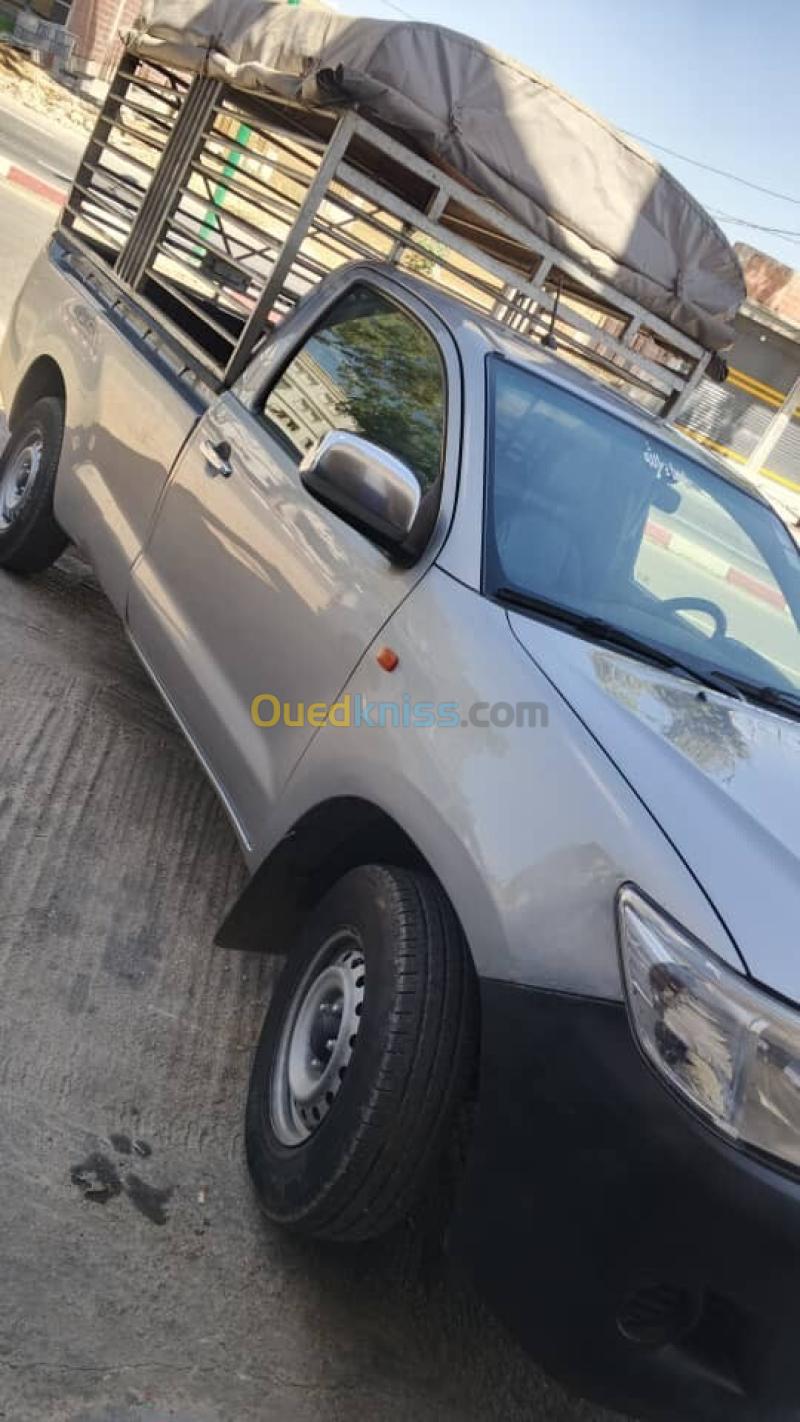 Toyota Hilux 2016 Hilux 17