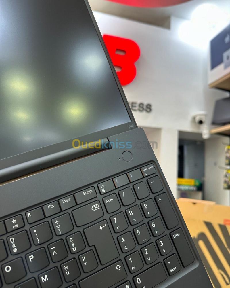 LENOVO THINKPAD E16 Gen1 Intel Core i7-13700H 24 Mo de cache, 24 Mo  5 GHz 16GB 512GB SSD 16 WUXGA 2