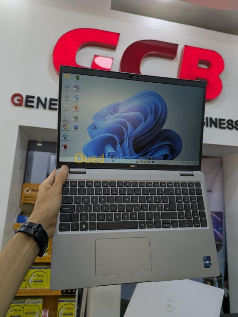 DELL LATITUDE 5540 Intel Core i5-1345U 12 Mo de cache, jusqu'à 4,70 GHz RAM 16GB DDR4  DISQUE 256GB SSD 15.6 FULL HD Graphiques Intel Iris Xe éligibles 2