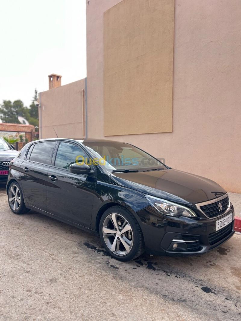 Peugeot 308 2021 Allure 3