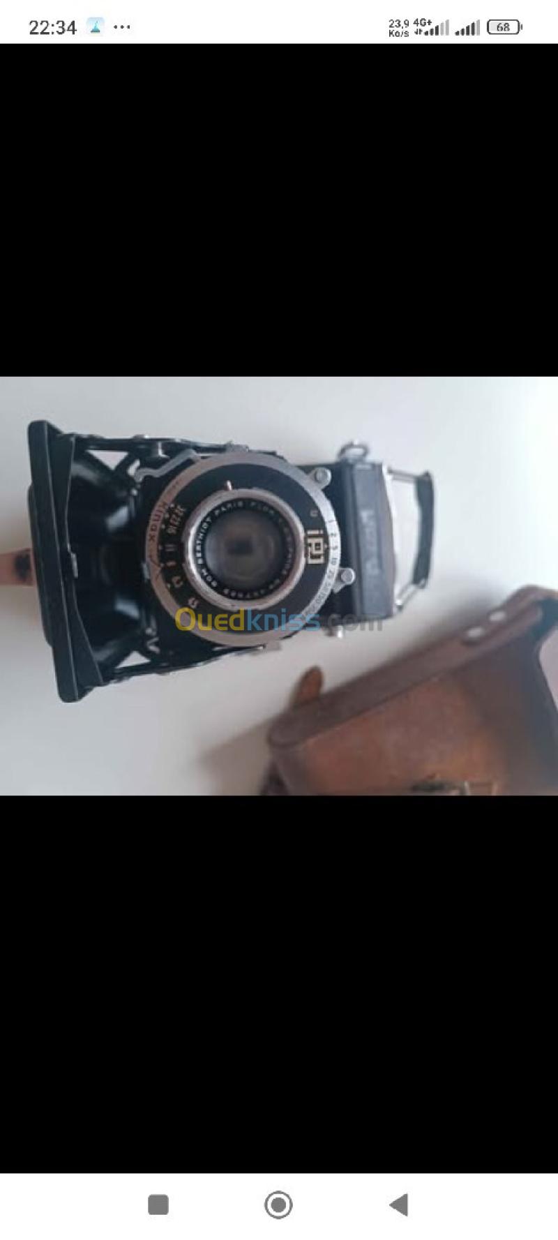 Lot de plusieurs appareils photo vintage et de collection