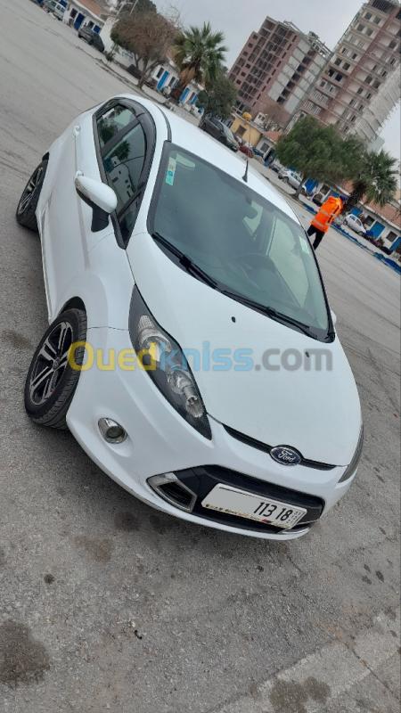  Ford Fiesta 2013 Style+