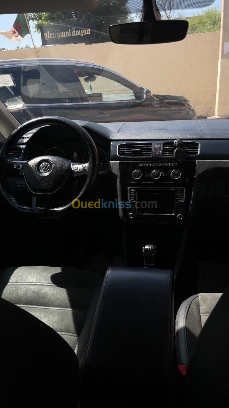 Volkswagen Caddy 2019 Highline 10