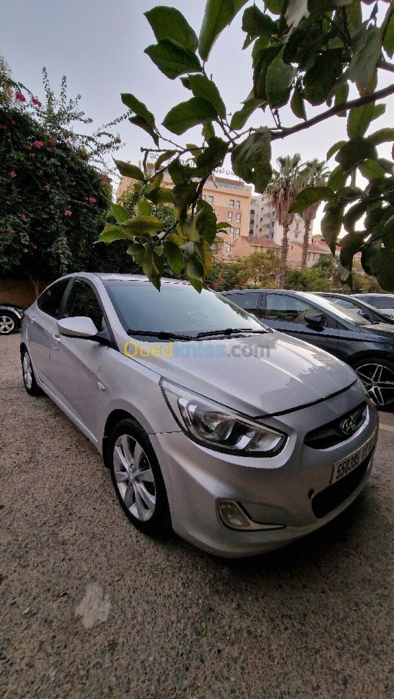 Hyundai Accent RB  4 portes 2017 Préstige 5