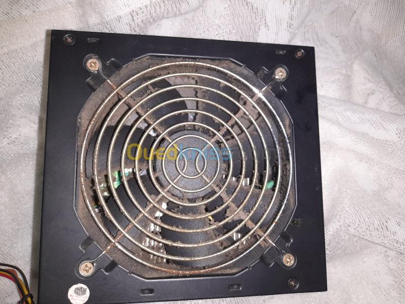 processeur i5 4460 +14g ram+carte graphique msi r7 240 +Boite d'alimentation cooler master 500 11