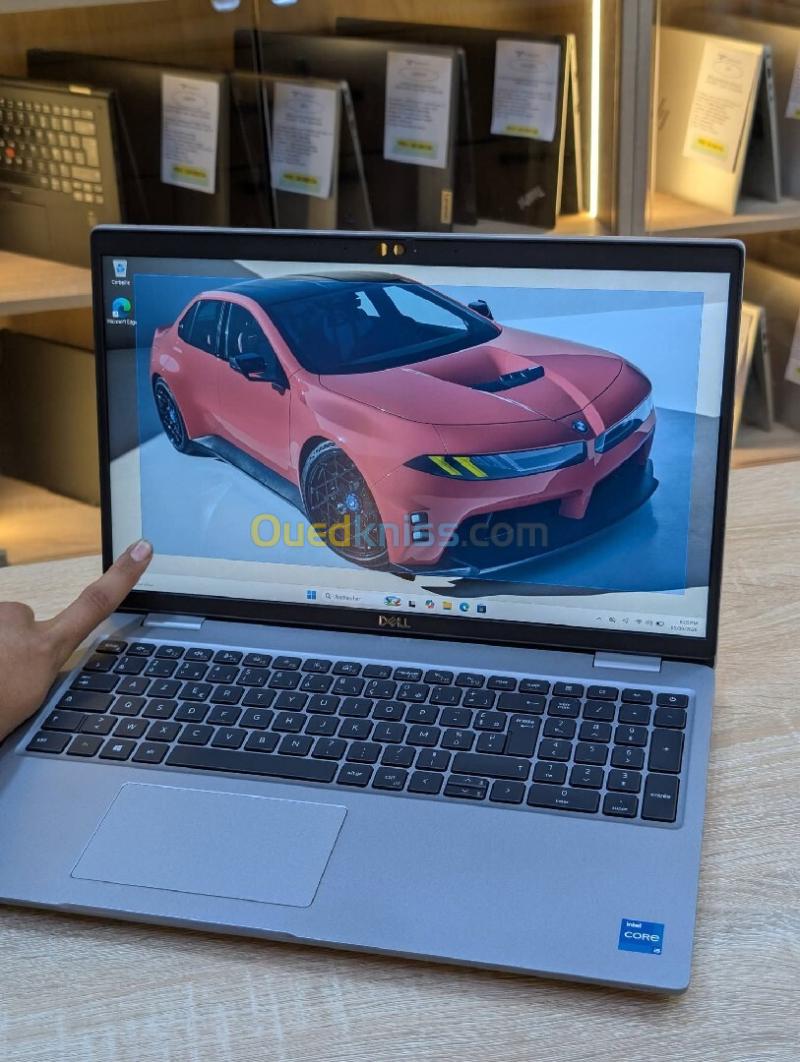 DELL LATITUDE 5520 15.6" TACTILE  I5-1135G7 / 16GB / 256GB SSD