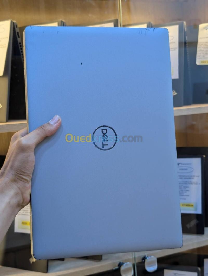 DELL LATITUDE 5520 15.6" TACTILE  I5-1135G7 / 16GB / 256GB SSD 5