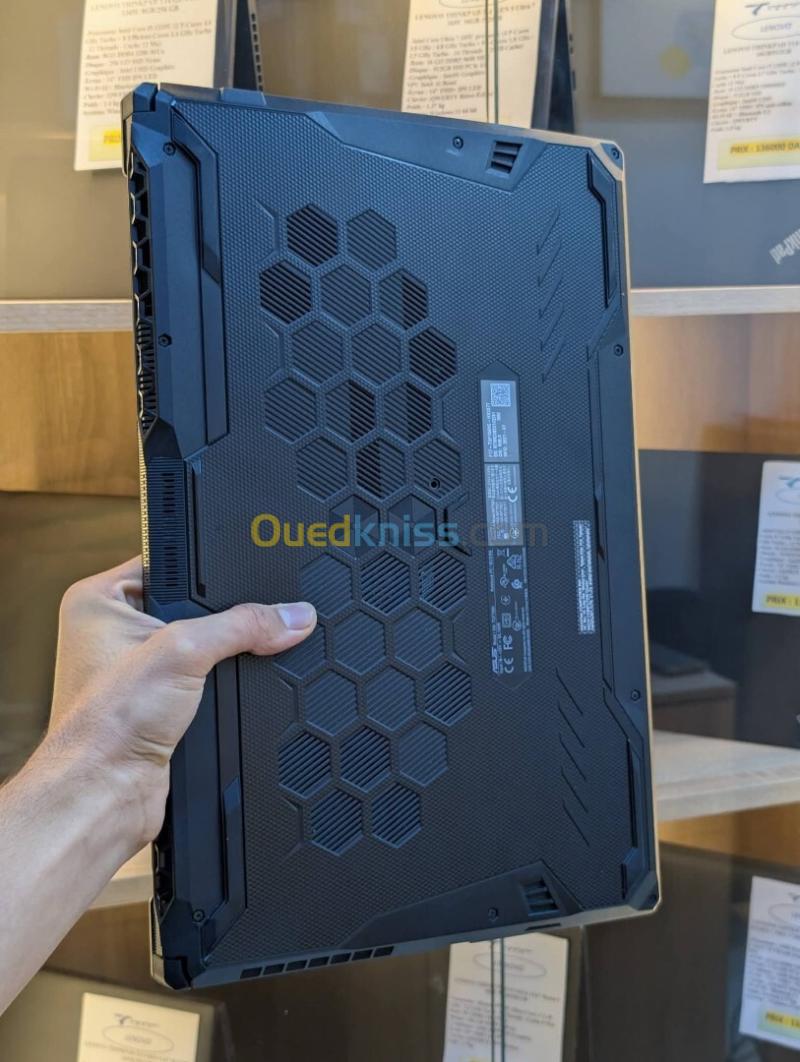 ASUS TUF GAMING F17 17.3"  i5-11400H / 16GB / 512GB SSD / RTX 3050 4GB 3