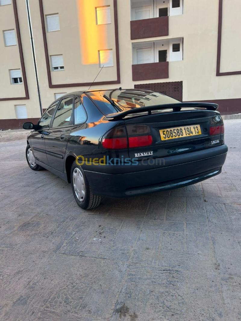 Renault Laguna 1 1994 Laguna 1 3