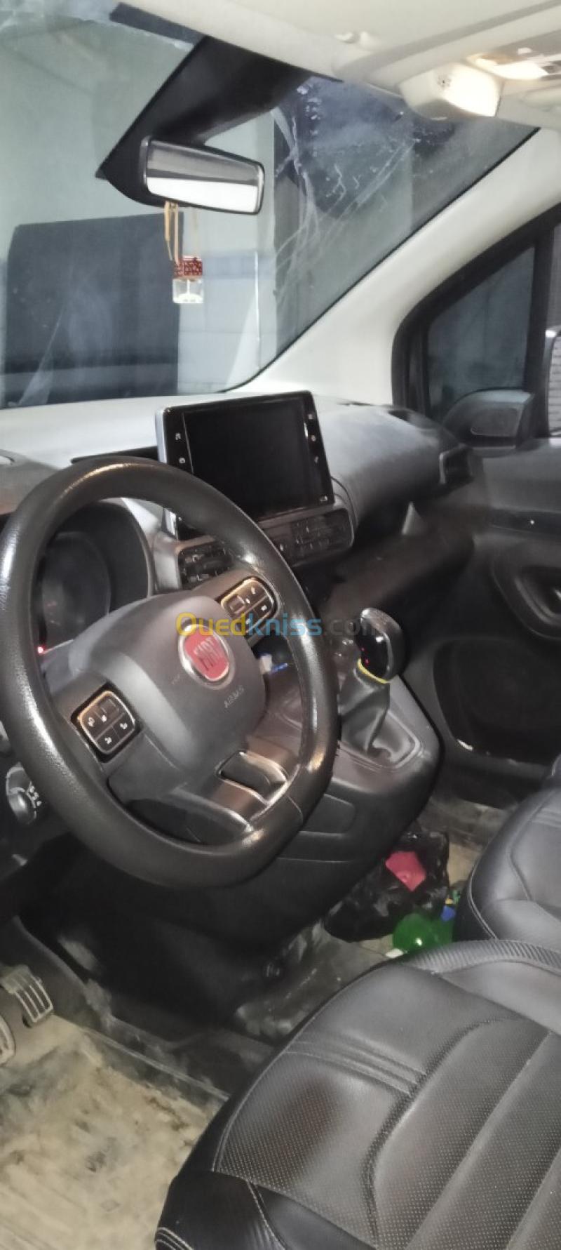 Fiat Doblo 2024 Italie 4