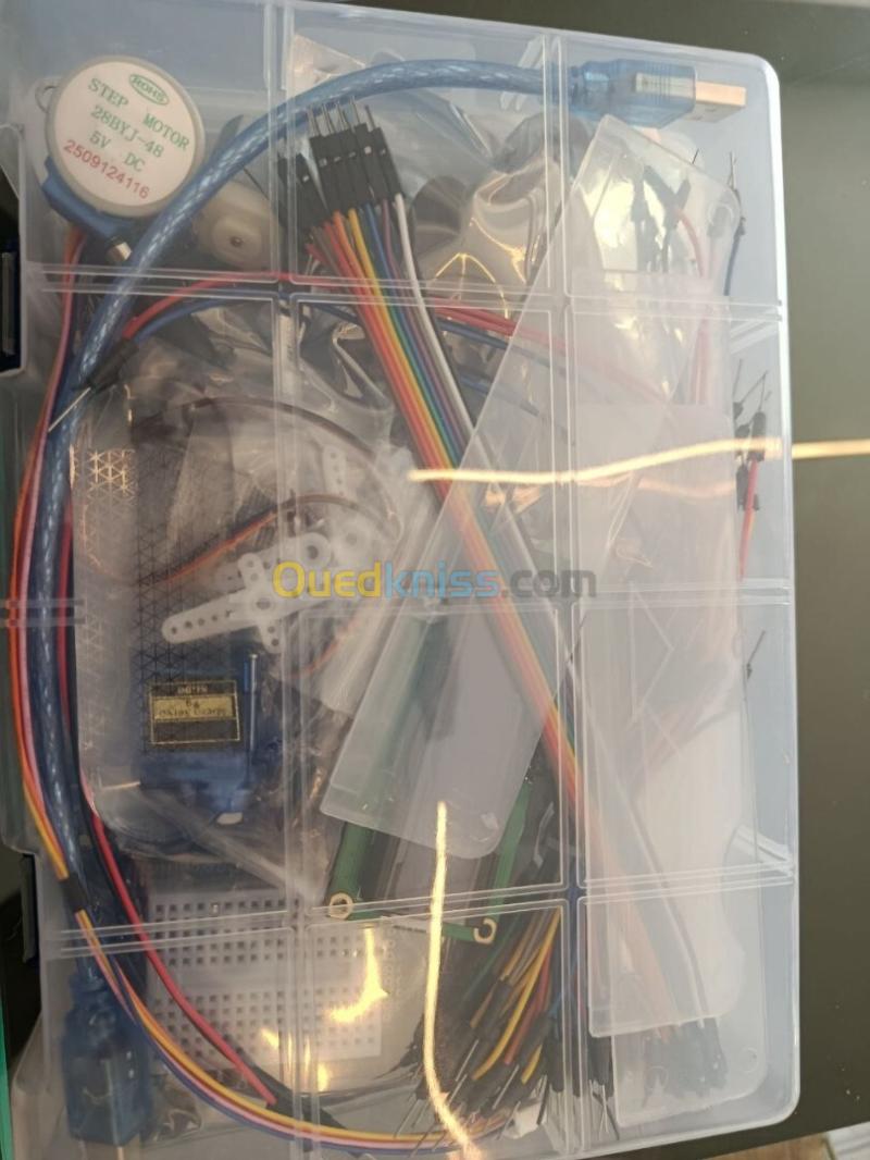 Kit d'Electronique Super Starter Elegoo (171 Pièces pour Arduino et Robotique)
