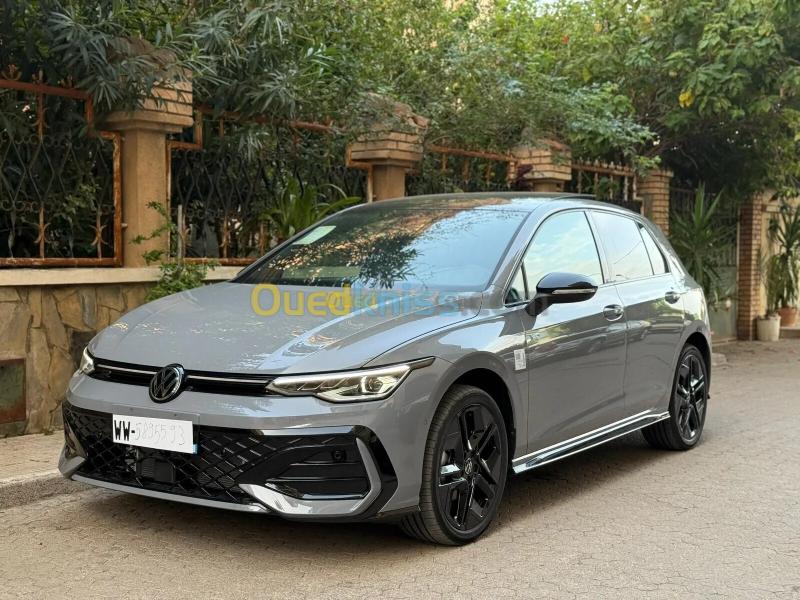 Volkswagen Golf 8 2025 R-Line