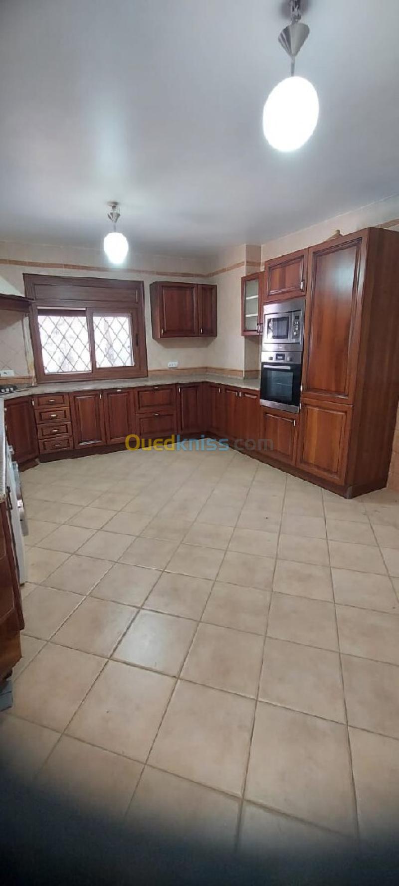 Location Villa Alger Said hamdine 8
