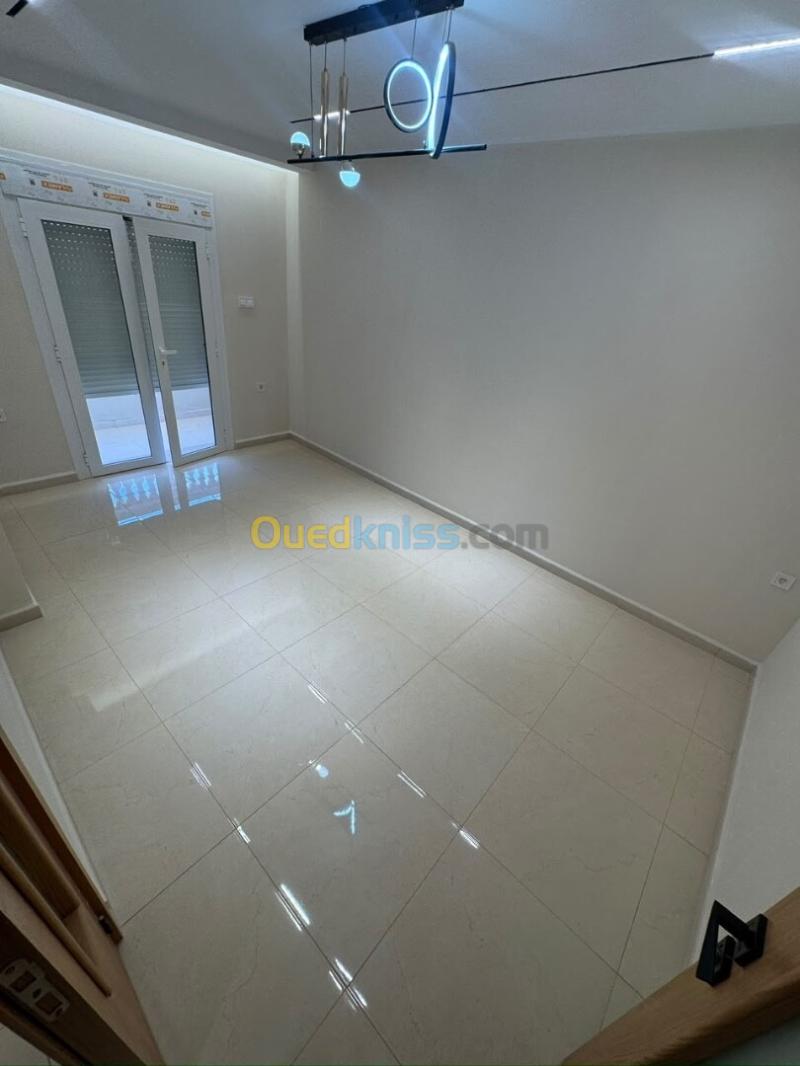 Vente Appartement F5 Oran Bir el djir 18